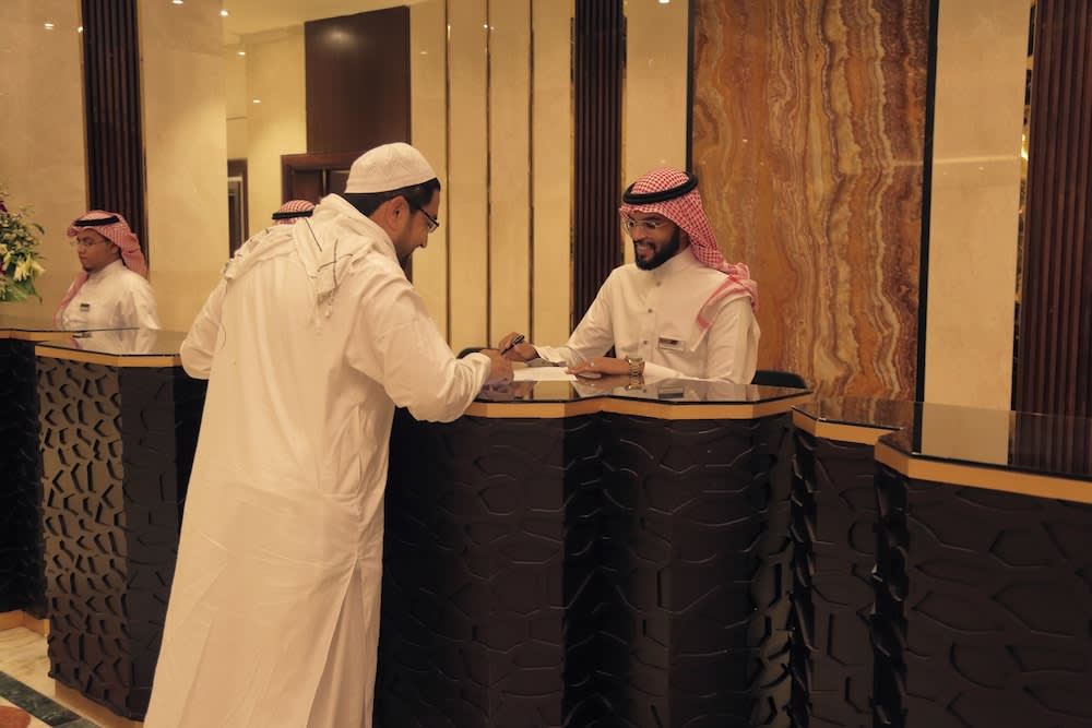 couple (2) Romantic couple Umrah in Makkah and Madinah